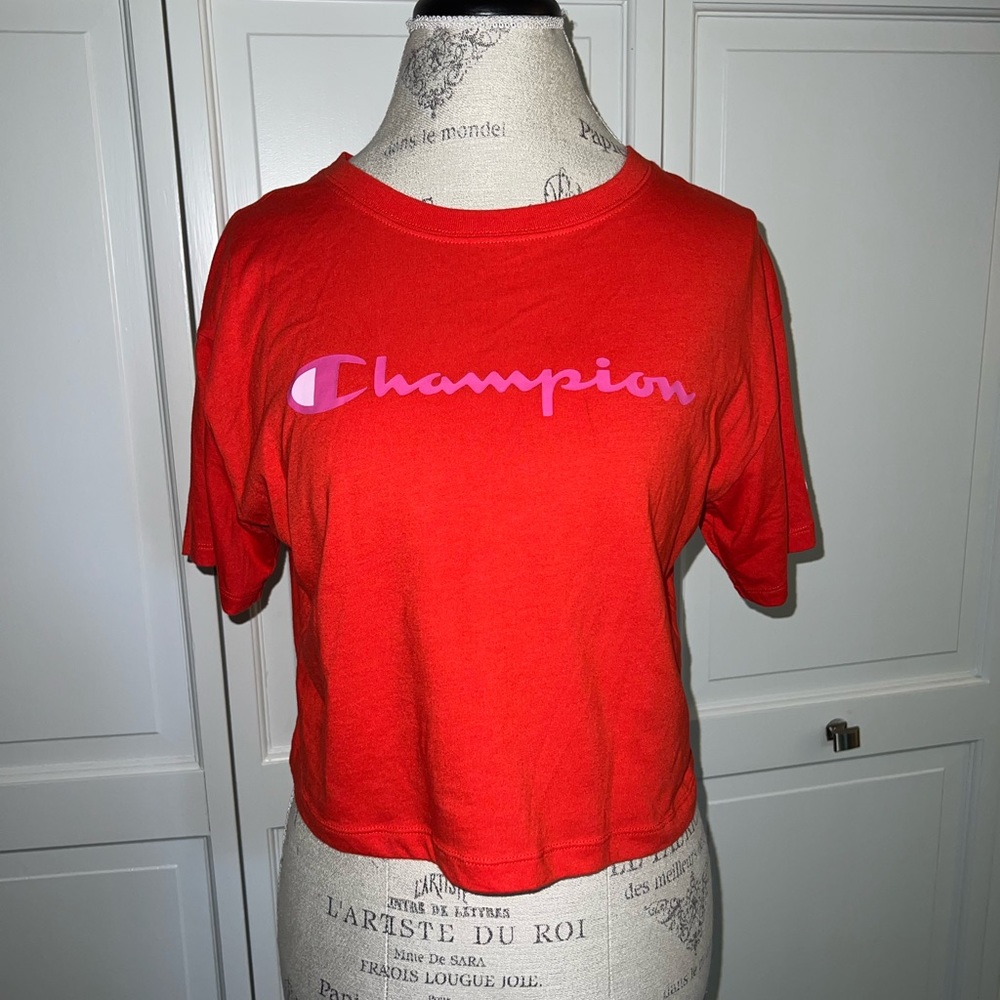 Champion T